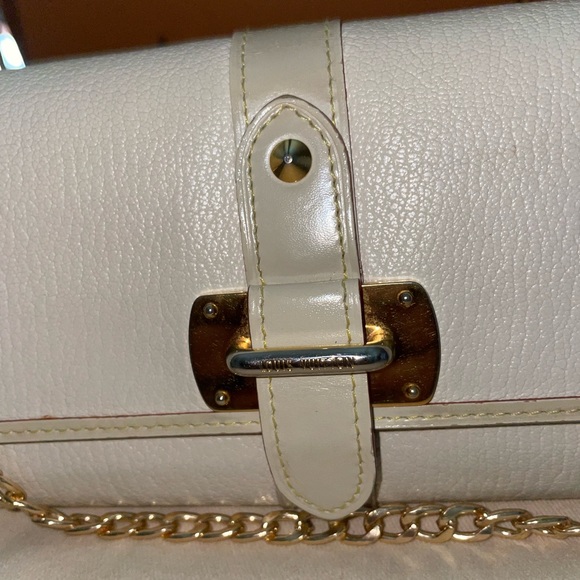 Louis Vuitton Wallet - Picture 5 of 13